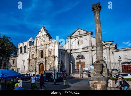 Catedral del Espíritu Santo, Parque Centro América. Quetzaltenango, Guatemala. Stockfoto