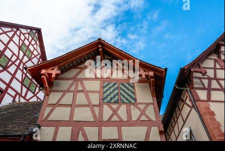 Die Fachwerkhäuser von Stein am Rhein, einer malerischen Stadt in der Schweiz, bekannt für ihre gut erhaltene mittelalterliche Altstadt, Fachwerkgebäude A Stockfoto