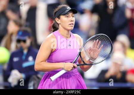 Toronto, Kanada. August 2024. Jessica Pegula aus den Vereinigten Staaten feiert, nachdem sie Diana Shnaider am 6. Tag der National Bank Open in Toronto, Kanada, am Sonntag, den 11. August 2024 besiegt hat. (Foto: Michael Chisholm/SIPA USA) Credit: SIPA USA/Alamy Live News Stockfoto