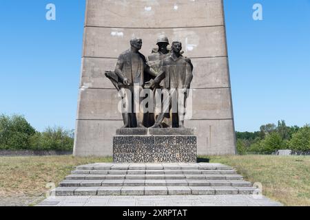 Nationale Mahn- und Gedenkstätte Sachsenhausen erbaut 1961 im NS-Konzentrationslager Sachsenhausen ( Stockfoto