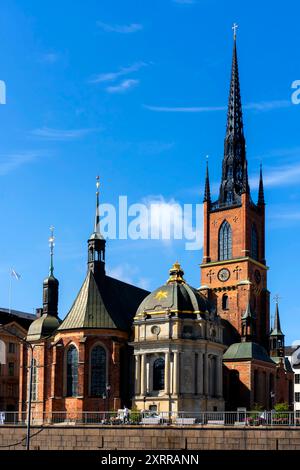 Die Riddarholm Kirche, ursprünglich Gråbrödrakyrkan, ist eine Kirche auf der Riddarholmen in Stockholm, die um das Jahr 1300 geweiht wurde. Riddarholm Stockfoto