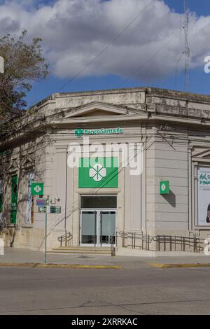 Reconquista, Santa Fe, Argentinien; 16. Juli 2024: Fassade der Bank der Provinz Santa Fe. Stockfoto