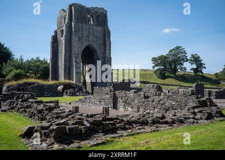 Die Überreste des Westturms und des Kapitelhauses von Shap Abbey, Shap, Westmorland & Furness, Cumbria, UK Stockfoto