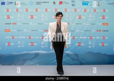 Giffoni Valle Piana, Italien. Juli 2024. Der italienische Schauspieler Daniele Rienzo nimmt am Fotogespräch des 54. Giffoni Film Festivals 2024 Teil. Quelle: SOPA Images Limited/Alamy Live News Stockfoto