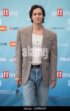 Giffoni Valle Piana, Italien. Juli 2024. Der italienische Schauspieler Dario Aita nimmt an dem Fotocall beim 54. Giffoni Film Festival 2024 Teil. Quelle: SOPA Images Limited/Alamy Live News Stockfoto