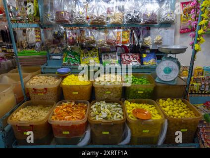 Gurken zum Verkauf in einem Markt, Penang Island, George Town, Malaysia Stockfoto