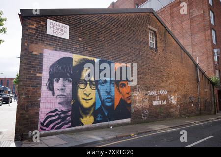 A General View (GV) of the Fab Four Mural on Watkinson Street, erstellt von John Culshaw aus Liverpool, im Baltic Triangle in Liverpo Stockfoto