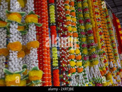 Hindu-Geschäft mit Blumengirlanden in Little India, Penang Island, George Town, Malaysia Stockfoto