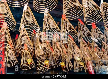 Hängende Spiralstäbchen, Thien Hau Pagoda, Saigon Chinatown, Ho Chi Minh City, Vietnam Stockfoto