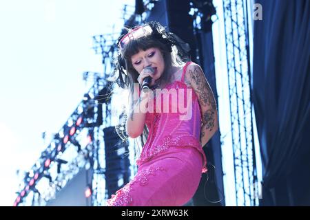 Milton Keynes, Großbritannien. August 2024. MILTON KEYNES, ENGLAND – 11. AUGUST: Jazmin Bean tritt am 11. August 2024 auf dem Bludfest in Milton Keynes auf. CAP/MAR © MAR/Capital Pictures Credit: Capital Pictures/Alamy Live News Stockfoto