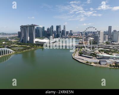 Singapur, Central Region, Singapur, 4. Juli 2024: Marina Bay Singapur. Blick aus der Vogelperspektive auf die Skyline. Stockfoto
