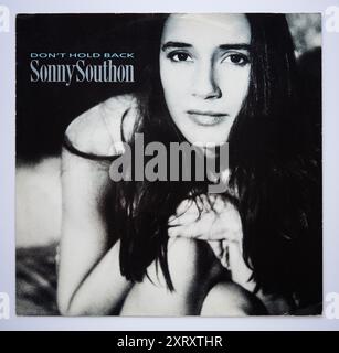 Bildercover der 12-Zoll-Vinylversion von Don't Hold Back von Sonny Southon, die 1991 veröffentlicht wurde Stockfoto