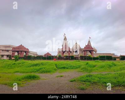 AMBE Gaon, Pune, Indien, 11-08-2024, BAPS Shri Swaminarayan Mandir, Hindutempel. Stockfoto