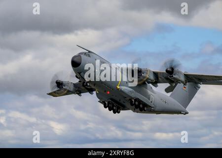 Deutsche Luftwaffe, Airbus, A400M Atlas, Abfahrt am Abflugtag am Royal International Air Tattoo Stockfoto