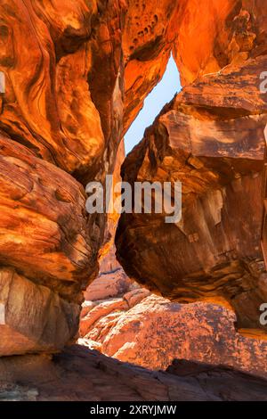 Atlatl Rock Aussichtspunkt, Petroglyphs, Valley of Fire State Park, Mojave Desert, Nevada Stockfoto