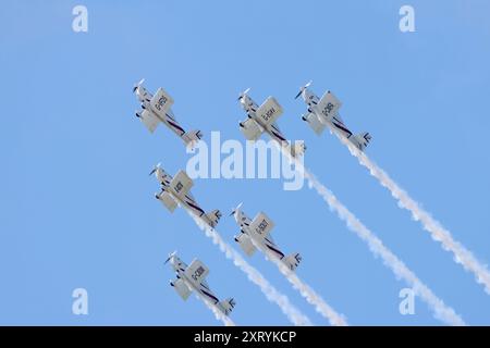 Das Kunstflugteam der Ravens fliegt auf der Blackpool Air Show im August 2024 Stockfoto