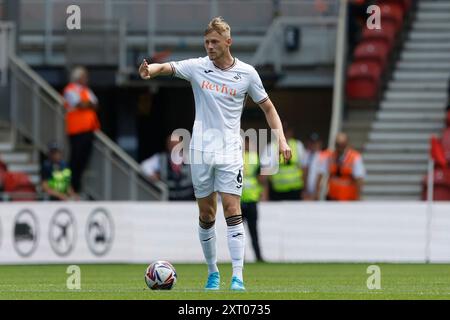 Middlesbrough, Großbritannien. Februar 2020. Harry Darling von Swansea City während des Sky Bet Championship Matches zwischen Middlesbrough und Swansea City im Riverside Stadium, Middlesbrough am Samstag, den 10. August 2024. (Foto: MI News) Credit: MI News & Sport /Alamy Live News Stockfoto