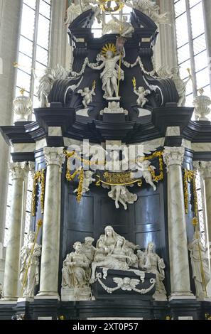 Die Jakobskirche ist eine der fünf wichtigsten evangelisch-lutherischen Kirchengemeinden in der Lübecker Altstadt Stockfoto