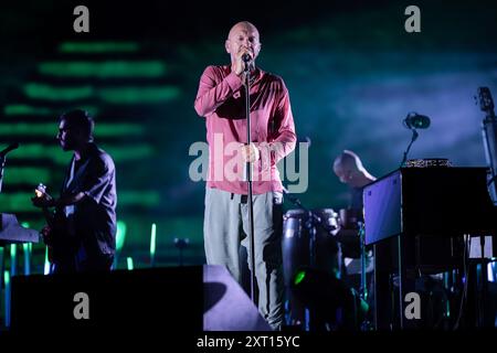 Pompeji, Italien. Juli 2024. Biagio Antonacci tritt live im Anfiteatro degli Scavi auf der LIVE-Tour „Funziona solo se stiamo insieme“ 2024 in Pompeji auf. (Foto: Andrea GulÌ/SOPA Images/SIPA USA) Credit: SIPA USA/Alamy Live News Stockfoto