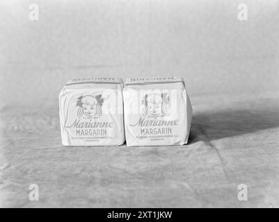Tatsächlich 09-1951: Ich habe kein Geld. Ausgehend von den sogenannten Durchschnittspreisen gibt der Sozialökonom Kjell Holler hier einen Überblick über die Preis- und Lohnerhöhung im vergangenen Jahr. Foto: Sverre A. Børretzen / aktuell / NTB ***das Foto ist nicht bearbeitetes Bild*** dieser Bildtext wird automatisch übersetzt dieser Bildtext wird automatisch übersetzt Stockfoto