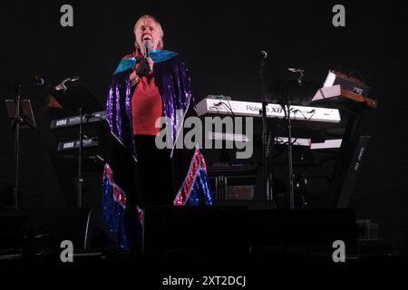 Rick Wakeman tritt auf der Cropredy Convention in Cropredy, Großbritannien, auf. August 2024 Stockfoto