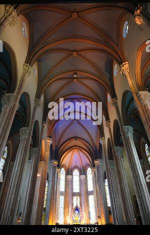 ISTANBUL, TURKIYE - 27. APRIL 2024: Kirche des Heiligen Antonius von Padua in Istanbul Stockfoto