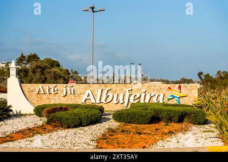 Bis bald unterschreiben Sie im Jachthafen von Albufeira, Algarve, Portugal Stockfoto