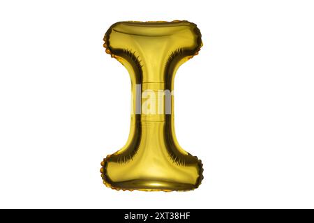 Aufblasbarer goldener Buchstabe, den ich auf weißem Hintergrund isoliert habe. Stockfoto