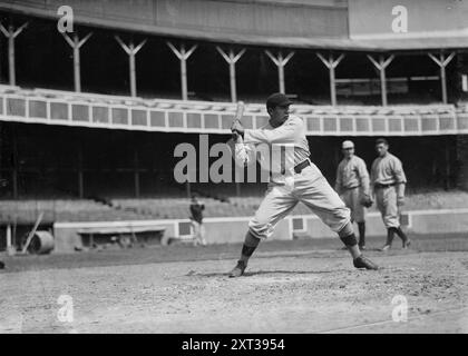 Chief Meyers, New York NL (Baseball), 1910. Er zeigt John Tortes „Chief“ Meyers (1880–1971), einen Cahuilla-Indianer, der für die New York Giants spielte. Stockfoto