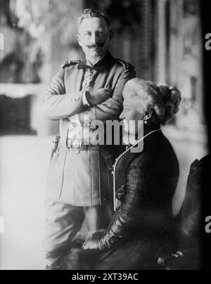 Kaiser &amp; Kaiserin, zwischen 1910 und 1915. Zeigt Kaiser Wilhelm II. Von Deutschland und Kaiserin Augusta Victoria. Stockfoto