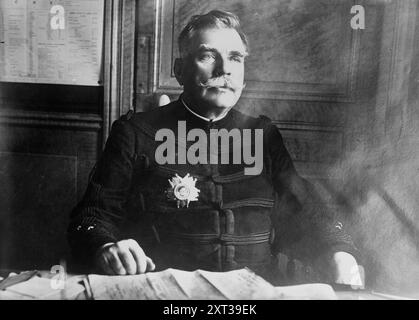 Gen. Joffre, zwischen 1910 und 1915. Zeigt den französischen General Joseph Jacques CE&#xb4;saire Joffre (1852–1931), der während des Ersten Weltkriegs diente Stockfoto