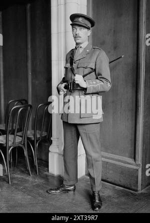 Captain Carl Rosa, zwischen 1915 und 1920. Carl Harold Rosa (* 5. Dezember 1883), Sohn des englischen Opernmanagers Carl August Nicholas Rosa (1842–1889). Captain Rosa diente während des Ersten Weltkriegs in der kanadischen Armee Stockfoto