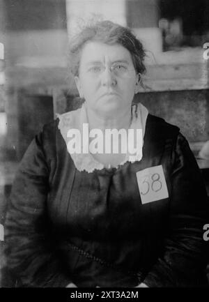 Emma Goldman, 1919. Zeigt die anarchistische Aktivistin Emma Goldman (1869–1940), wahrscheinlich kurz bevor sie im Dezember 1919 aus den Vereinigten Staaten in die Sowjetunion deportiert wurde. Stockfoto