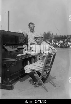 Gus Van &amp; Joe Schenck, Vaudeville Comics (Baseball), zwischen 1915 und 1920. Stockfoto