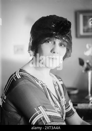 Jeanne Gordon, zwischen 1915 und 1920. Zeigt die kanadische Opernsängerin Jeanne Gordon (* 1885–1952 in Ruby May Gordon). Stockfoto