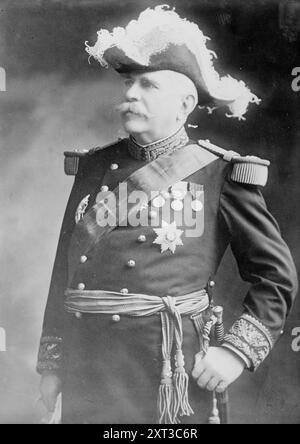 Gen. Joffre, zwischen 1910 und 1915. Zeigt den französischen General Joseph Jacques CE&#xb4;saire Joffre (1852–1931), der während des Ersten Weltkriegs diente Stockfoto