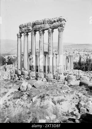 Tempel von Sun &amp; Jupiter, Baalbek, zwischen 1915 und 1920. Stockfoto