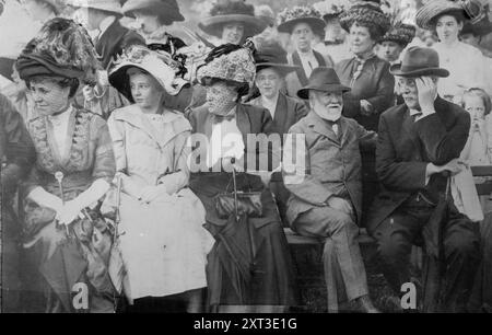 Frau A. Carnegie &amp; Tochter; A. Carnegie, zwischen 1910 und 1915. Stockfoto