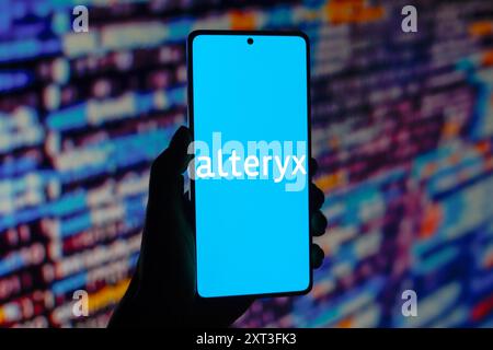 Paraguay. August 2024. In dieser Abbildung wird das Alteryx, Inc.-Logo auf einem Smartphone-Bildschirm angezeigt. (Foto von Jaque Silva/SOPA Images/SIPA USA) *** ausschließlich für redaktionelle Nachrichten *** Credit: SIPA USA/Alamy Live News Stockfoto