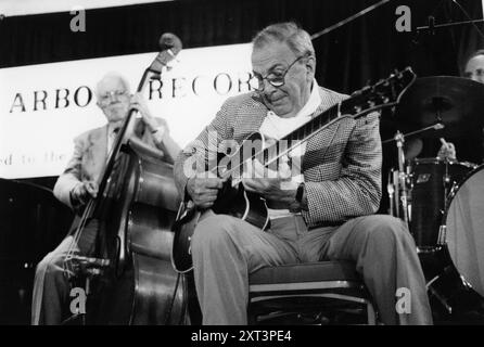 Bucky Pizzarelli, The March of Jazz, Clearwater Beach, Florida, 1997. Stockfoto