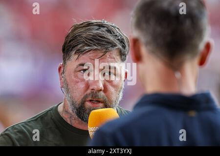 ENSCHEDE, 13-08-2024 , Stadion de Grolsch Veste, Fußball, UEFA Champions League, Qualifikation, Saison 2024 / 2025, während des Spiels FC Twente - Salzburg, Theo Janssen Stockfoto