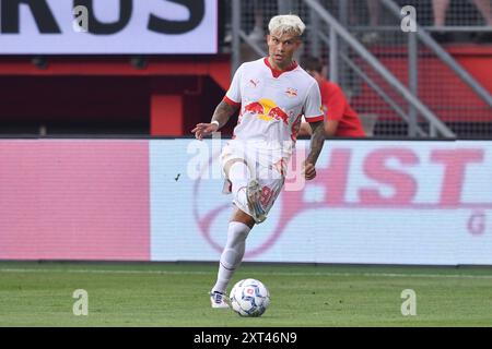 Enschede, Deutschland. August 2024. Fussball UEFA Champions League Qualifikation 3. Runde FC Twente - FC Salzburg am 13.08.2024 im Stadion de Grolsch Veste in Enschede Kamil Piatkowski ( Salzburg ) Foto: Revierfoto Credit: ddp Media GmbH/Alamy Live News Stockfoto