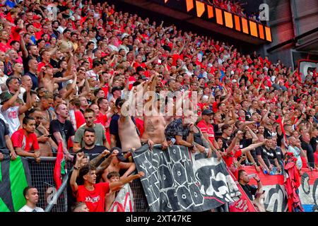 ENSCHEDE, 13-08-2024 , Stadion de Grolsch Veste, Fußball, UEFA Champions League, Qualifikation, Saison 2024 / 2025, FC Twente - Salzburg. Twente Fans Stockfoto