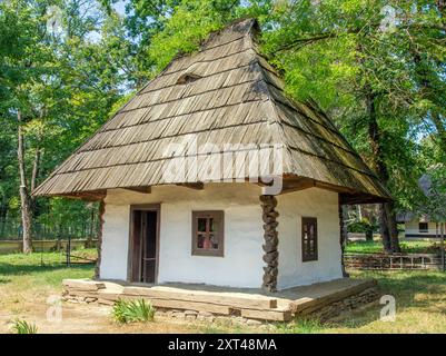 Aus dem 19. Jahrhundert stammendes Landhaus Neamț, Dimitrie Gusti, Nationalmuseum des Dorfes, Bukarest, Rumänien Stockfoto