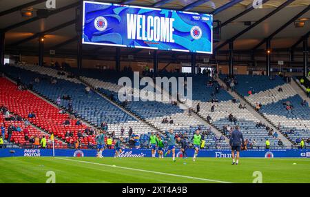 Hampden Park, Glasgow, Großbritannien. August 2024. Champions League Qualifying Football, Second Leg, Rangers gegen Dynamo Kiew; Dynamo Kiew Players warm Up Credit: Action Plus Sports/Alamy Live News Stockfoto