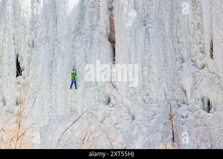 Eisklettern in Lake City, Colorado, USA Stockfoto