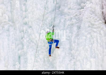 Eisklettern in Lake City, Colorado, USA Stockfoto