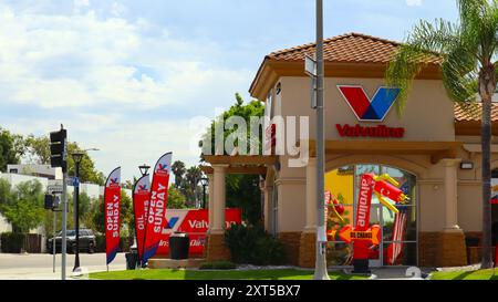 Valvoline Instant Oil Change, amerikanisches Unternehmen, das vorbeugende Wartungsdienstleistungen für viele verschiedene Fahrzeugtypen anbietet Stockfoto