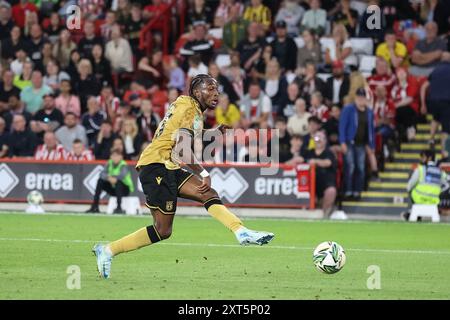 Sheffield, Großbritannien. August 2024. SEB Reva von Wrexham erzielte 4-2 Punkte beim Carabao Cup-Spiel Sheffield United gegen Wrexham in der Bramall Lane, Sheffield, United Kingdom, 13. August 2024 (Foto: Mark Cosgrove/News Images) in Sheffield, United Kingdom am 13. August 2024. (Foto: Mark Cosgrove/News Images/SIPA USA) Credit: SIPA USA/Alamy Live News Stockfoto