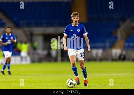 Cardiff, Großbritannien. August 2024. Joel Bagan von Cardiff City in Aktion. Spiel der 1. Runde des Carabao Cup EFL Cup, Cardiff City gegen Bristol Rovers im Cardiff City Stadium in Cardiff, Wales am Dienstag, den 13. August 2024. Dieses Bild darf nur für redaktionelle Zwecke verwendet werden. Nur redaktionelle Verwendung, Bild von Lewis Mitchell/Andrew Orchard Sportfotografie/Alamy Live News Credit: Andrew Orchard Sportfotografie/Alamy Live News Stockfoto